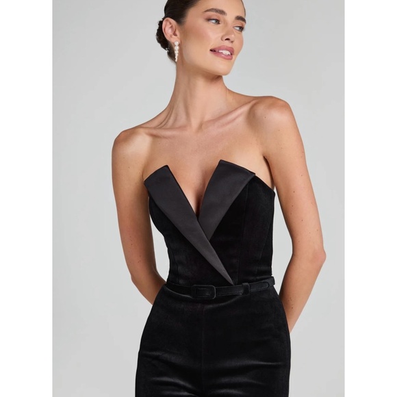 NADINE MERABI Vivianne Velvet Jumpsuit Black - Picture 4 of 10